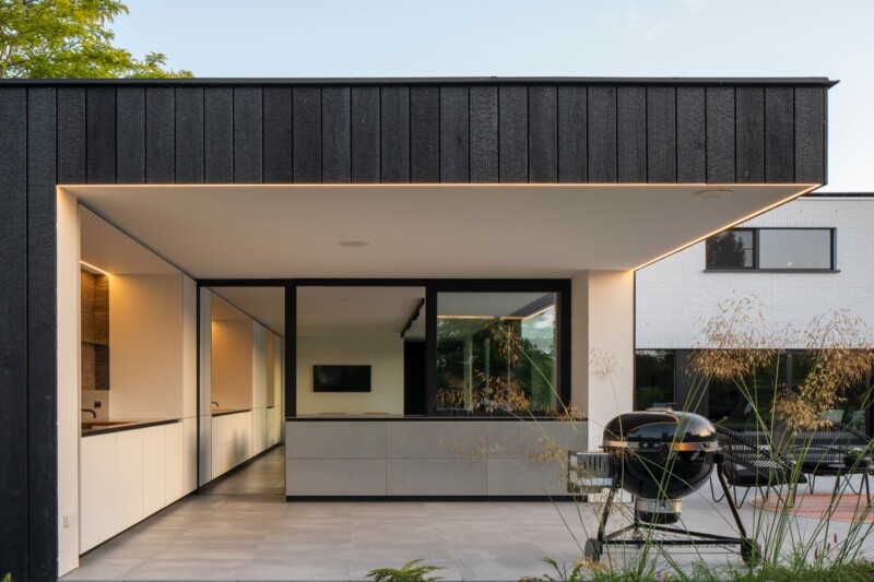 Zwarthout — Charred Wood Façade