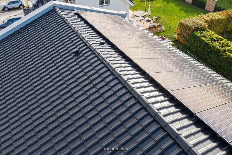 Roeben — Roof tiles