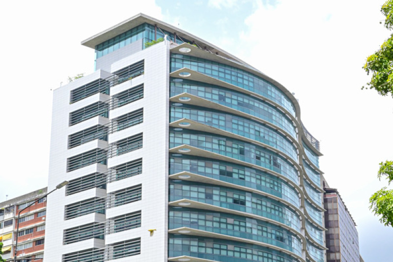 Frontek — Ceramic facade