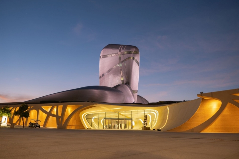 Kalzip — Aluminum facade