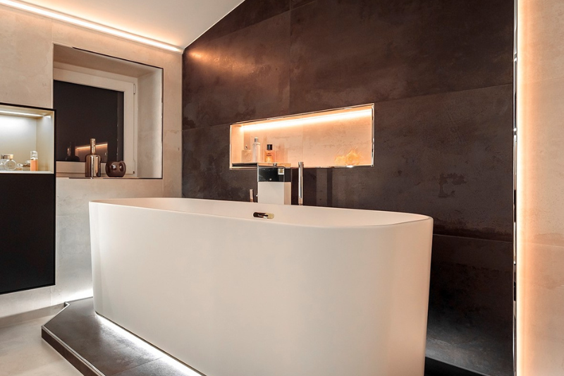 Schluter — Profiles of the floor, wall, stairs