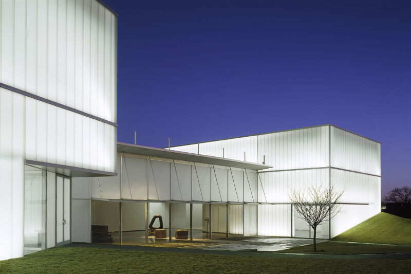 Lamberts —  Glass Façade