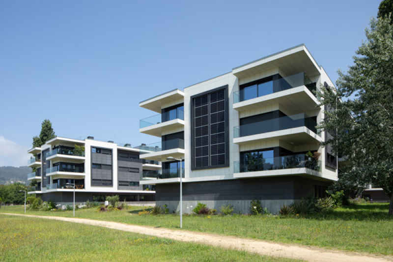 Frontek — Ceramic facade