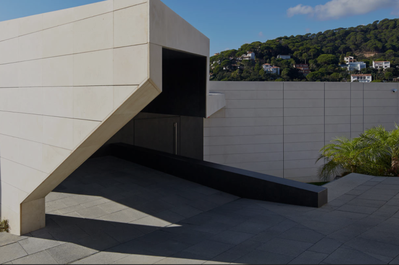 Techlam by Levantina — Porcelain Tile for  Façade