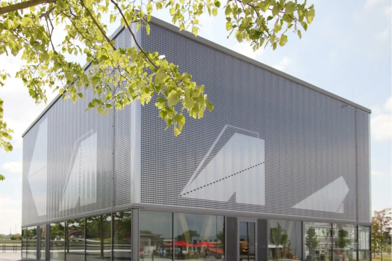 Rodeca — Polycarbonate façade panels