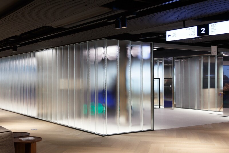 Lamberts — Glass partitions