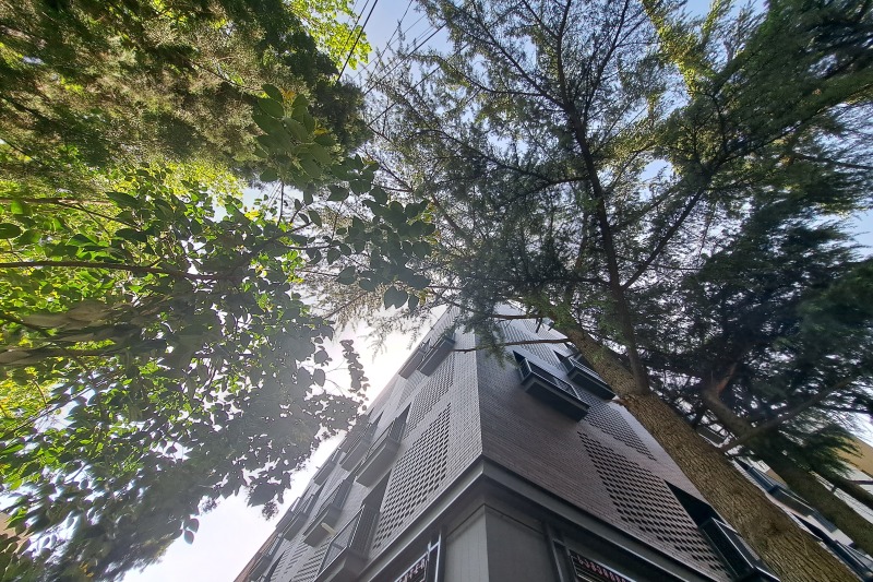 Residential House on Barnov Street — FAÇADE