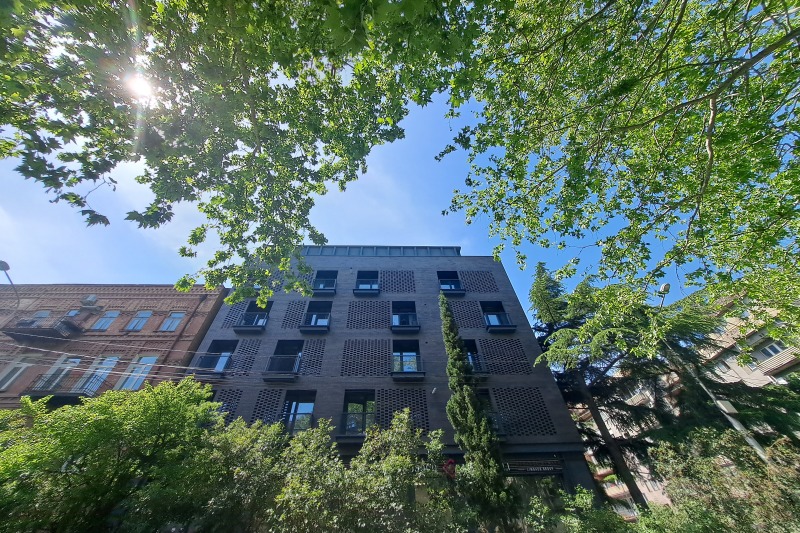 Residential House on Barnov Street — FAÇADE