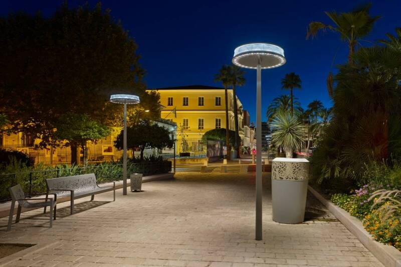 iGuzzini —  Indoor & Outdoor Lighting
