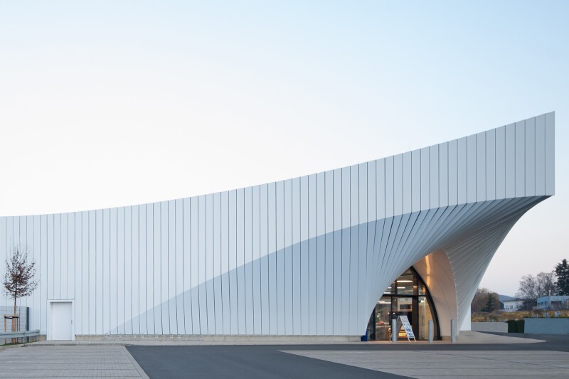 ALUCOBOND — კომპოზიტური პანელი