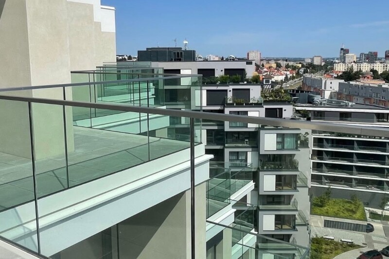 Glassline — Glass railing systems