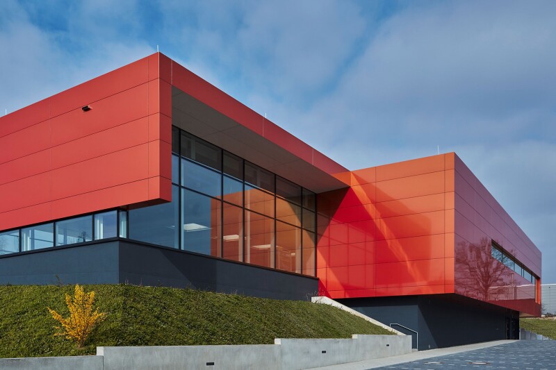 ALUCOBOND — კომპოზიტური პანელი