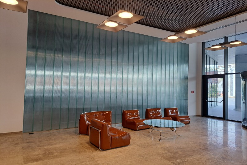 Mziuri Business Centre — Стеклянные перегородки